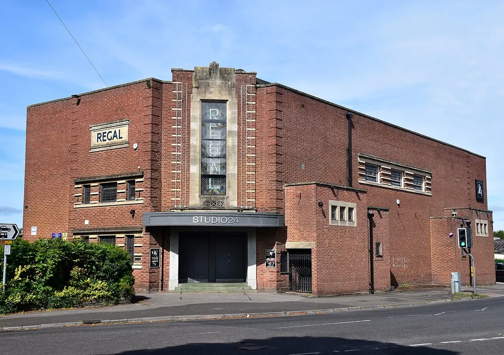 Regal Cinema, Wells, the local landmark of BA5