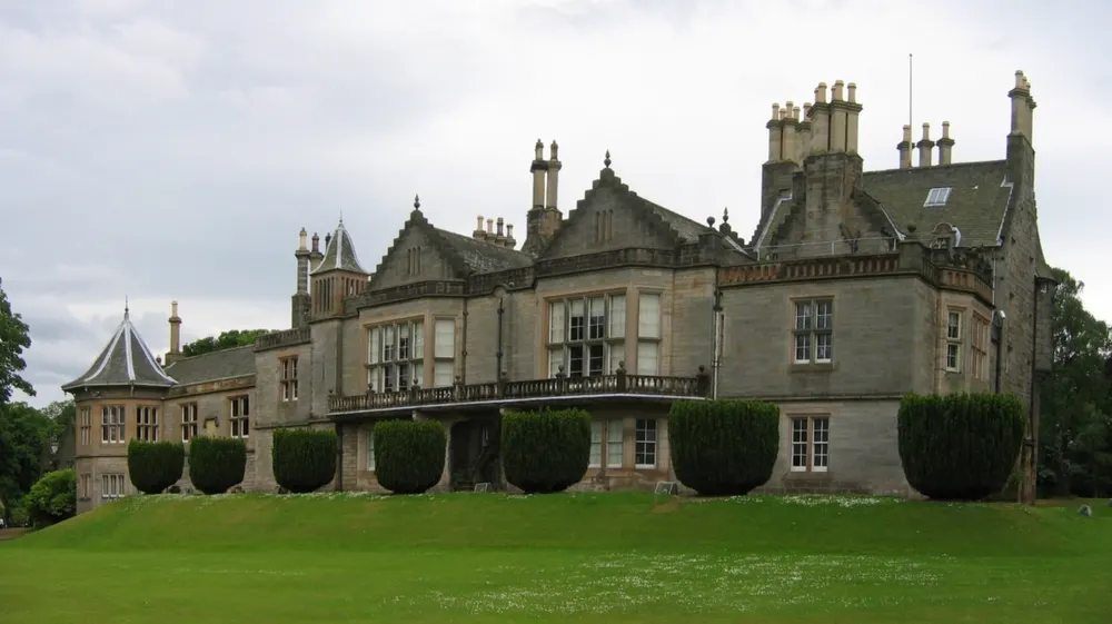 Lauriston Castle, the local landmark of EH4