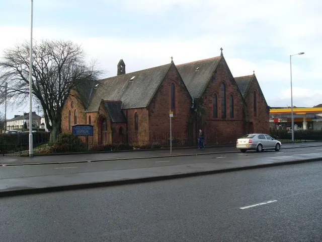 Cardonald Parish Church, the local landmark of G52