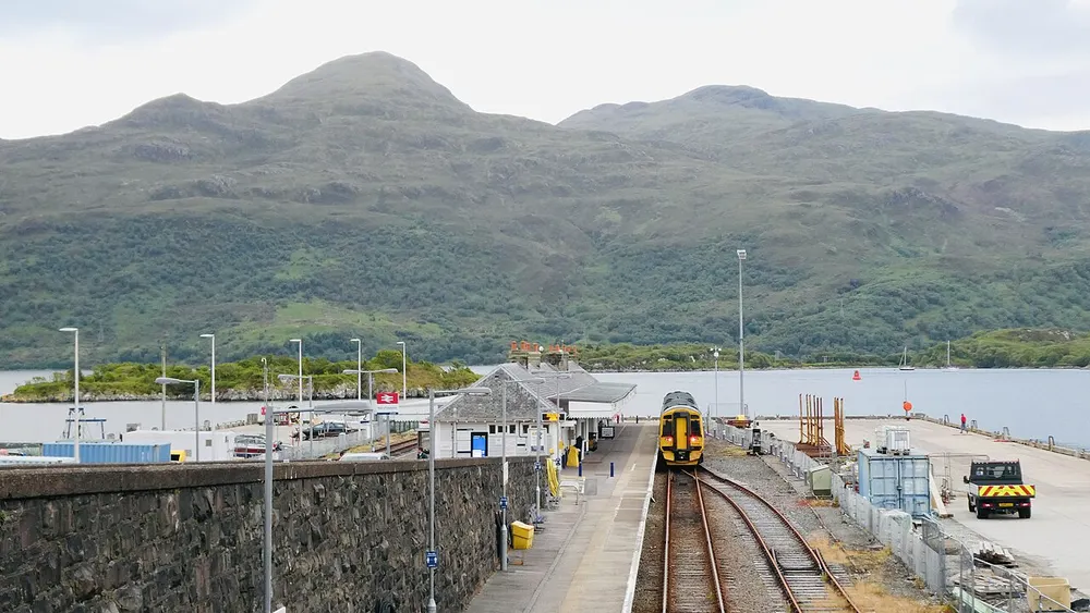 Kyle of Lochalsh railway station, the local landmark of IV40