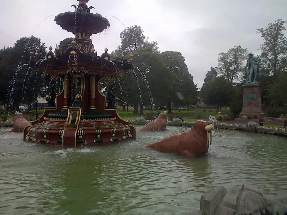 Fountain Gardens, Paisley, the local landmark of PA3