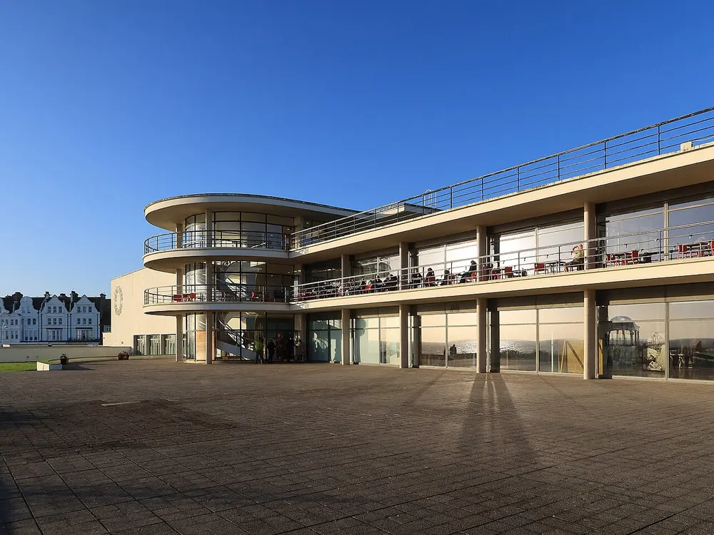 De La Warr Pavilion, the local landmark of TN40