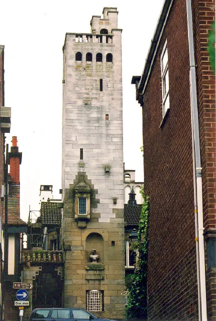 Gaskell Memorial Tower and King's Coffee House, the local landmark of WA16