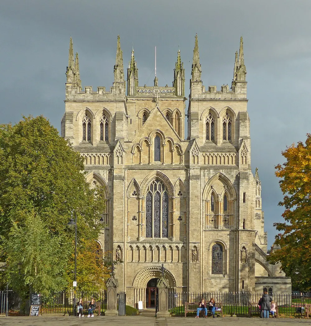 Selby Abbey, the local landmark of YO8
